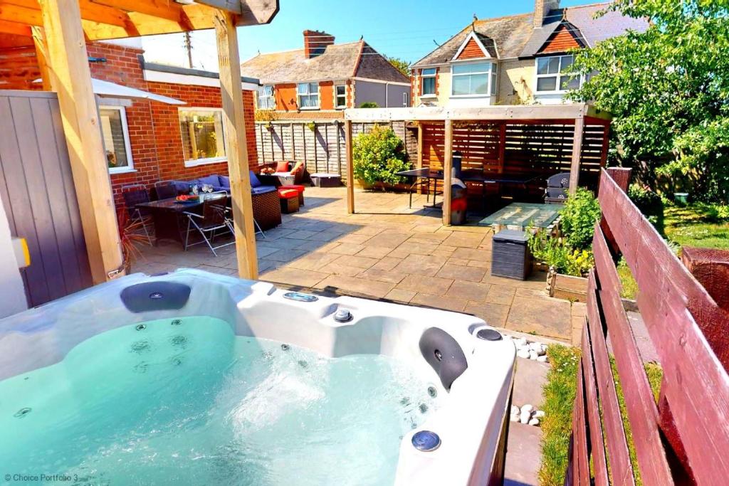 BRAUNTON CORNER HOUSE 3 Bedrooms, Braunton (updated prices 2024)