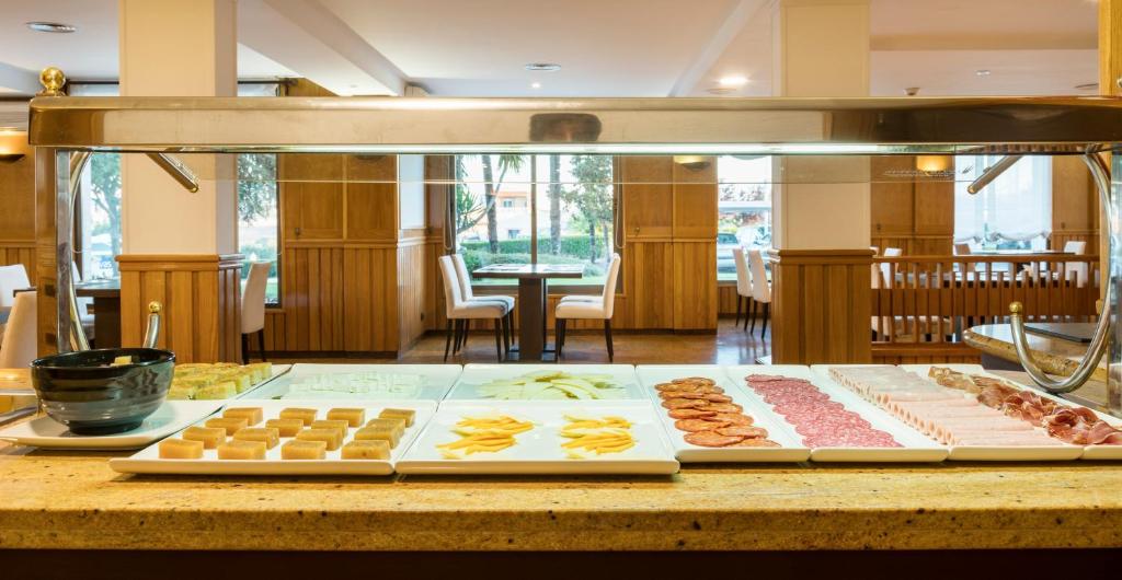 Hotel Ilunion Las Lomas, Mérida – Precios actualizados 2023