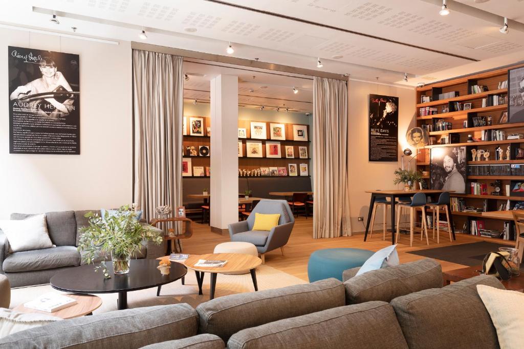 Hotel Zinema7 - Resim 13