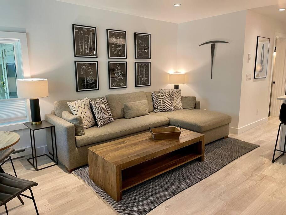 Luxury Downtown Telluride Creekside Condo Walk to Chair 7