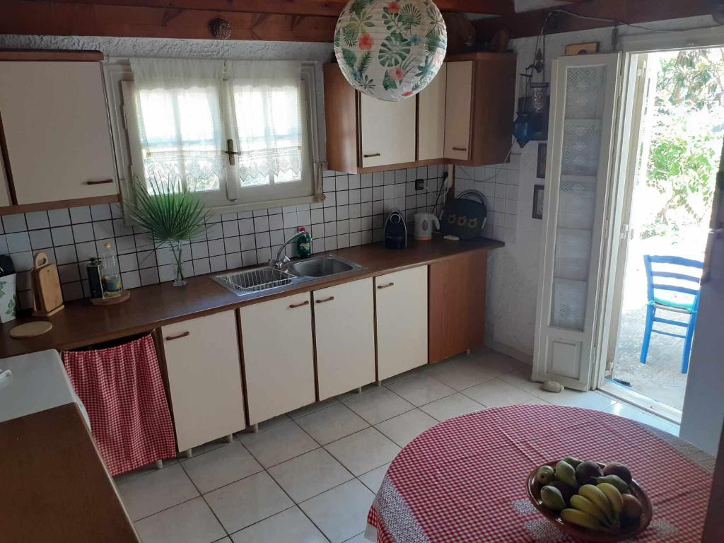 Kuchyňa alebo kuchynka v ubytovaní Villa Depy