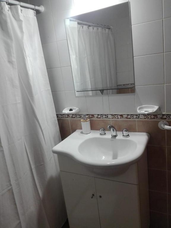 Hosteria La Farfalla - Habitación Triple Clásica
