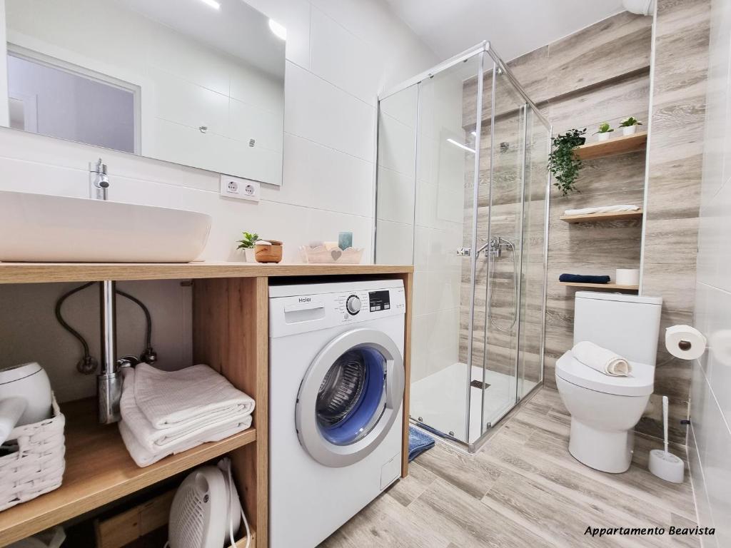 Koupelna v ubytování Sublime sea view apartement