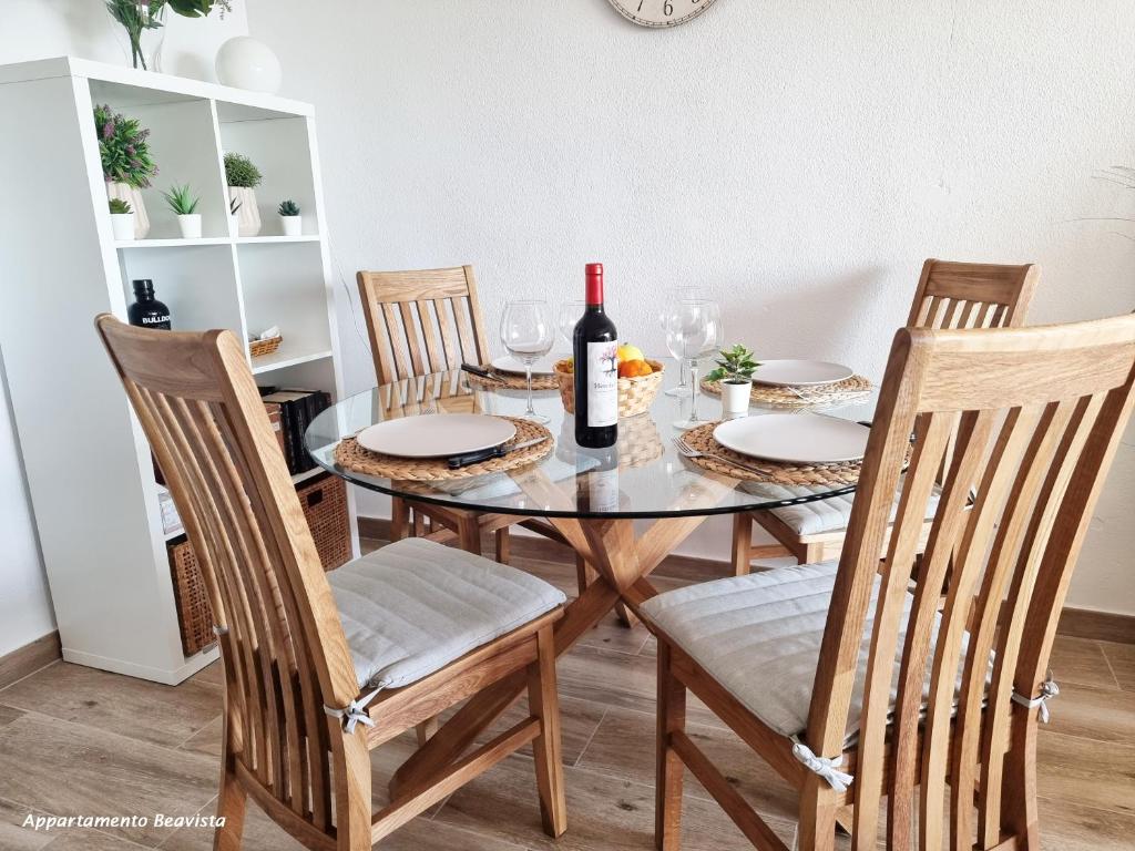 Nápoje v ubytování Sublime sea view apartement