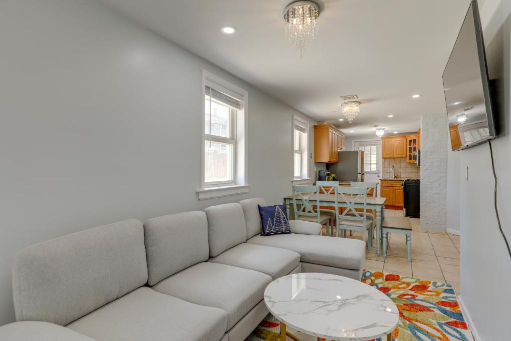 Lovely Abode Walk to Seaside Heights Boardwalk!, Seaside Heights