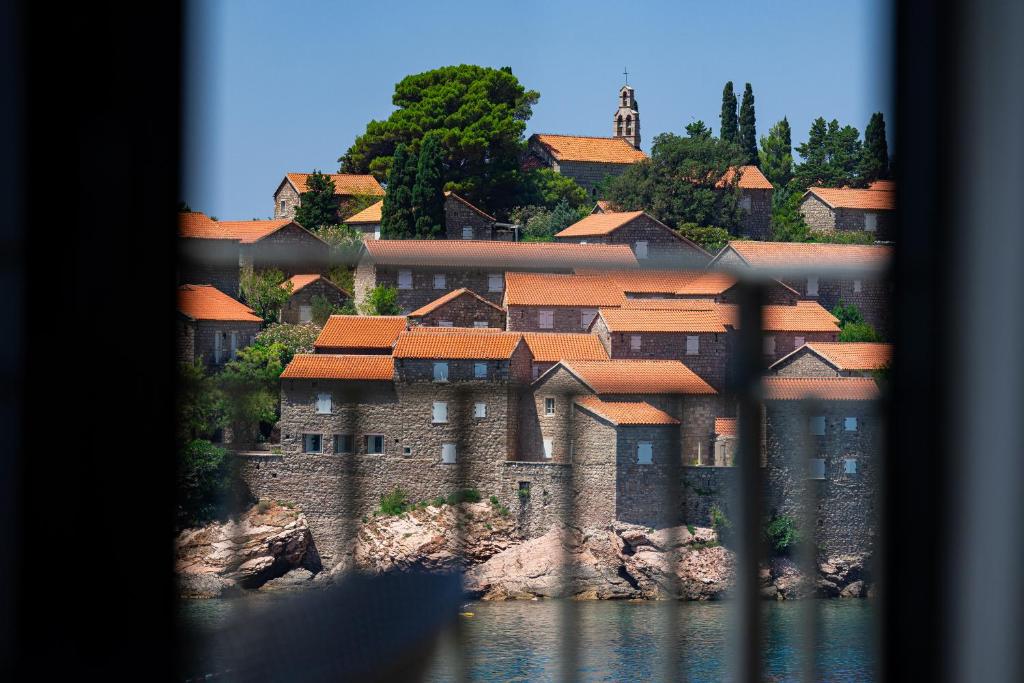 Hotel California by Aycon - 10