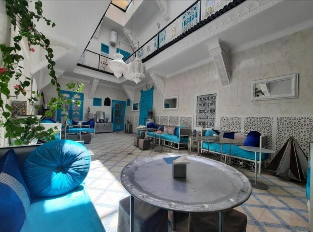 Posezení v ubytování Riad 1001 couleurs
