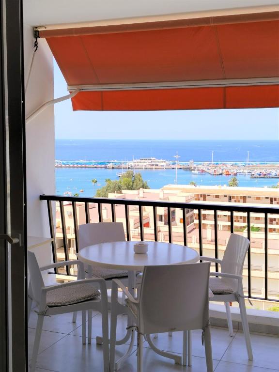 Appartement Lemon trees vue mer panoramique 150m des plages