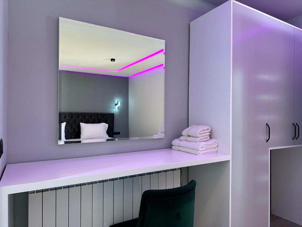 Breezy Hotel - Image 3