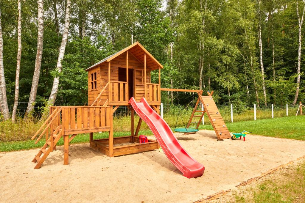 Detský kútik v ubytovaní Apartamenty Białe Brzozy