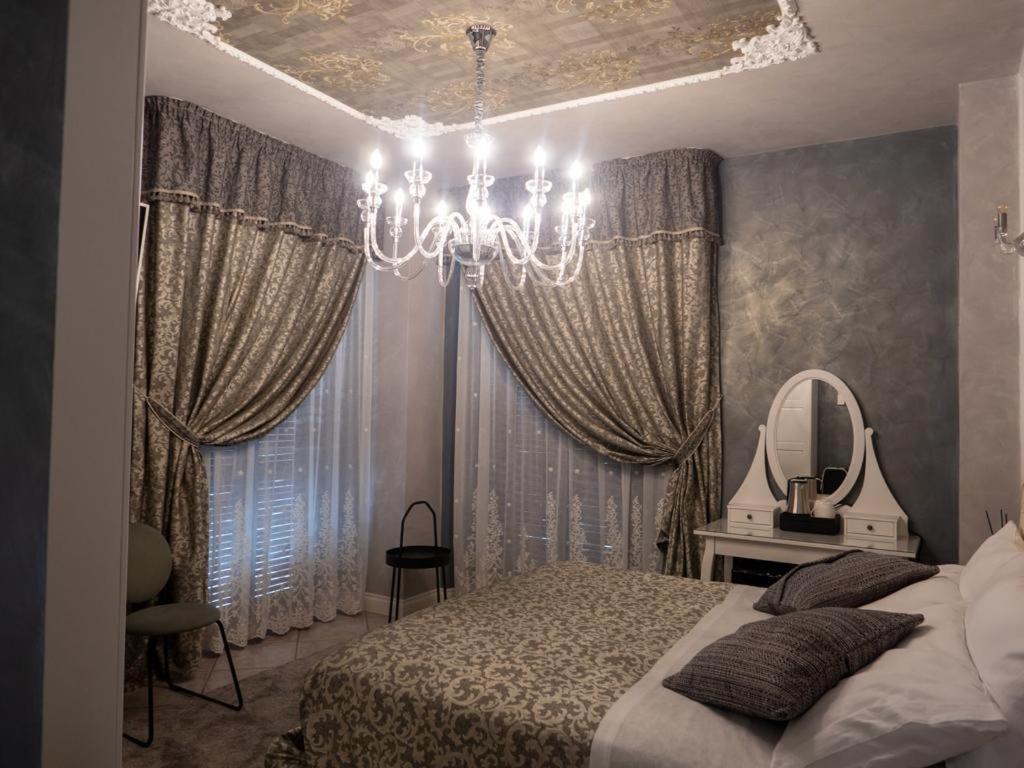 Romantico Mood - Chambre Double Avec Salle De Bain Externe Privée
