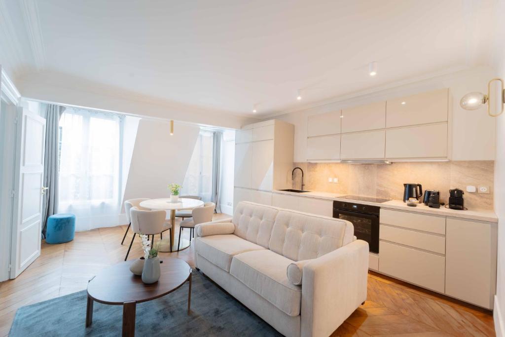 Η κουζίνα ή μικρή κουζίνα στο Quartier Libre Madeleine