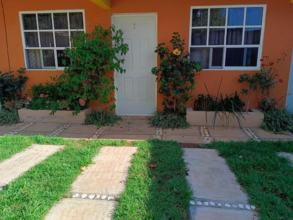 Casa Granada Jilotepec - Queen Room With Garden View