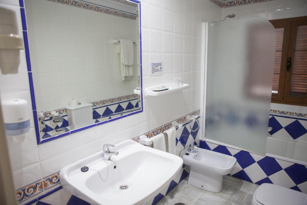 Hotel Doña Blanca - Triple Room