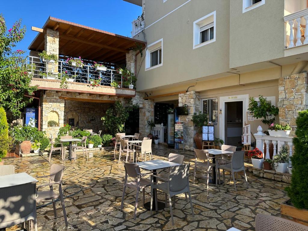 Budova, kde se aparthotel nachází