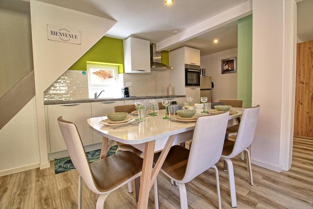 Kuchnia lub aneks kuchenny w obiekcie Logement CHEZ ANTHONE - Proche Obernai, logement pour 1 à 5 personnes