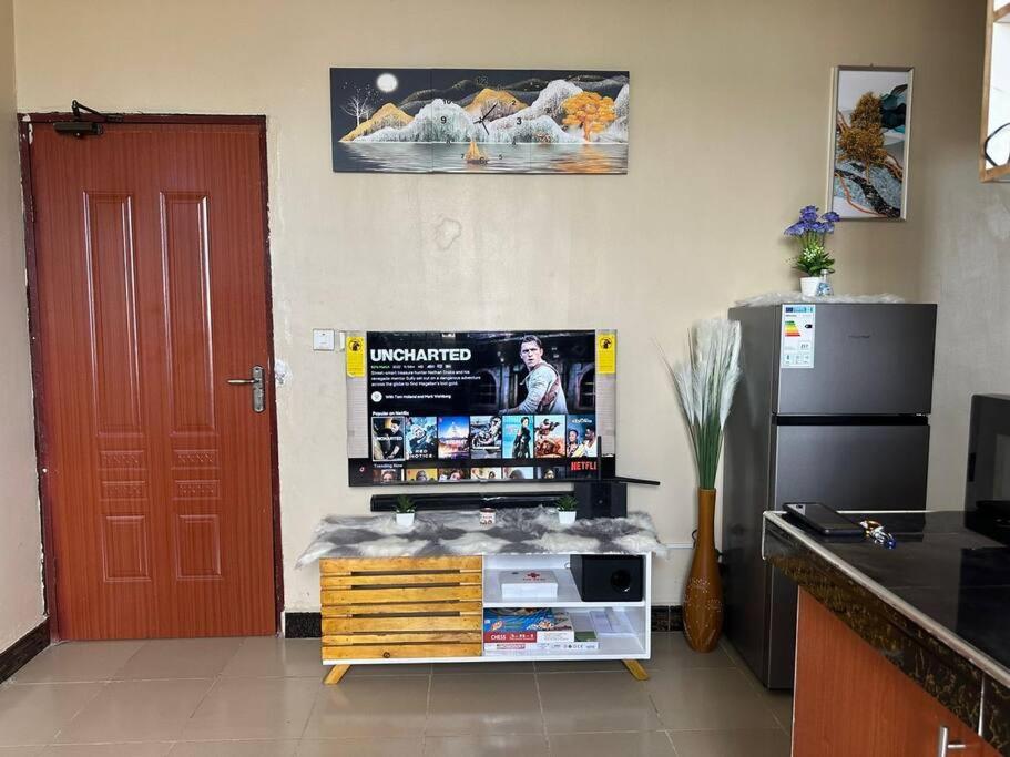 Et tv og/eller underholdning på Oak Cottage