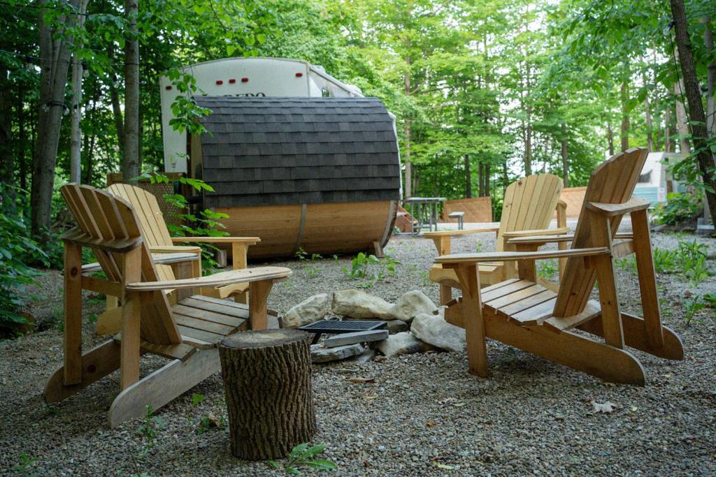 Grotto Getaway - Caravana