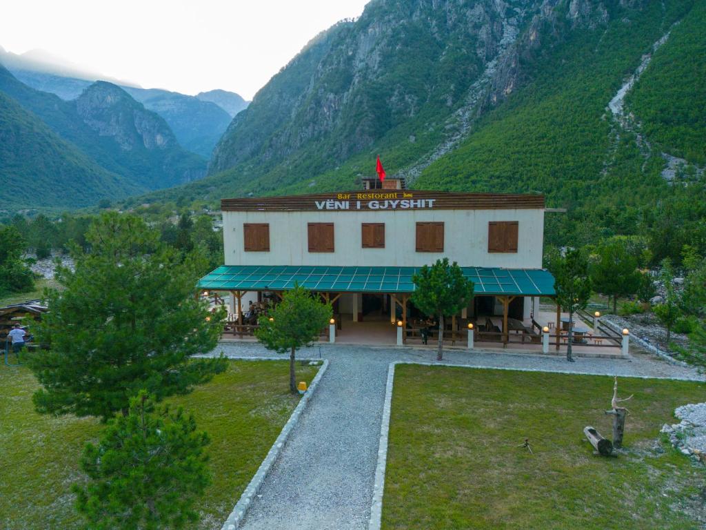 Příroda nedaleko hotelu