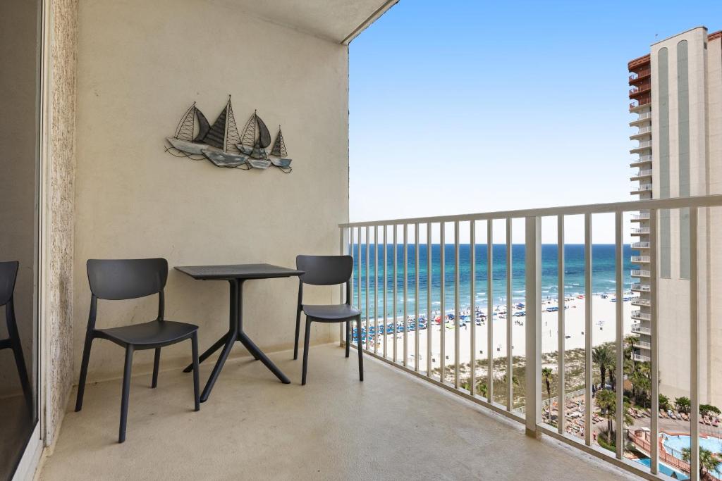 shores of panama amenities