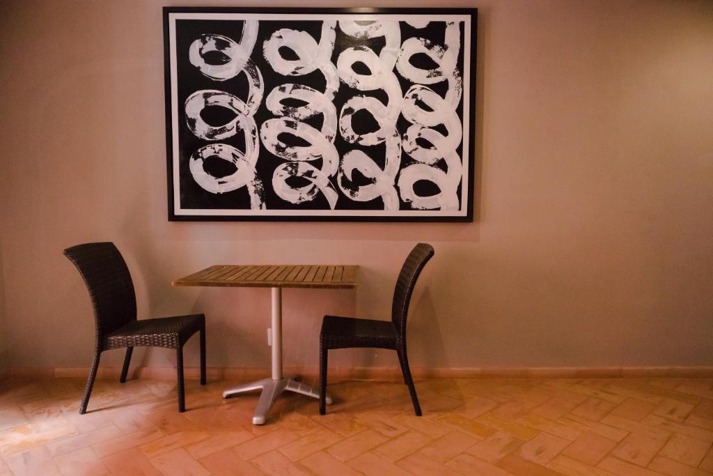 Posezení v ubytování Mikaella Hotel