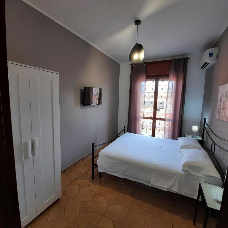 Casa Signorile - One-Bedroom Apartment With Balcony And City View