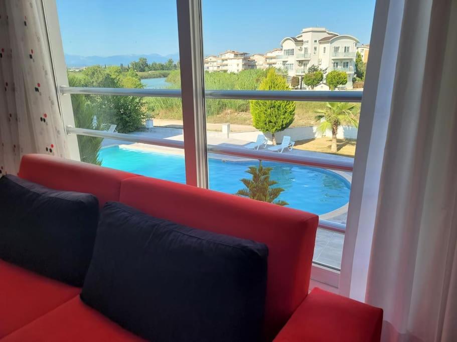 Belek merkezde, 2+1 full eşyalı, havuzlu