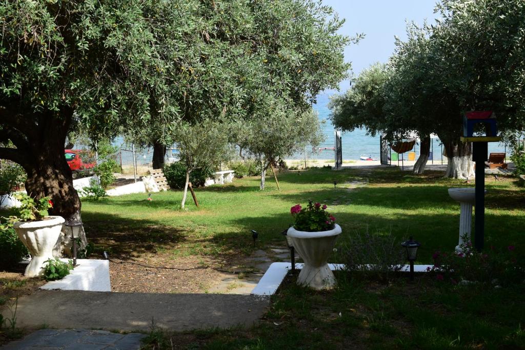 Gallery image of Evans Beach House in Eleftheres