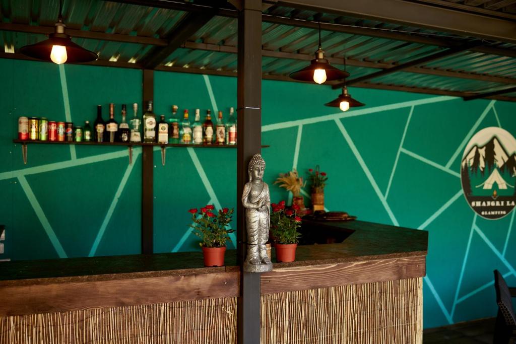 Lounge nebo bar v ubytování glamping Shangri la
