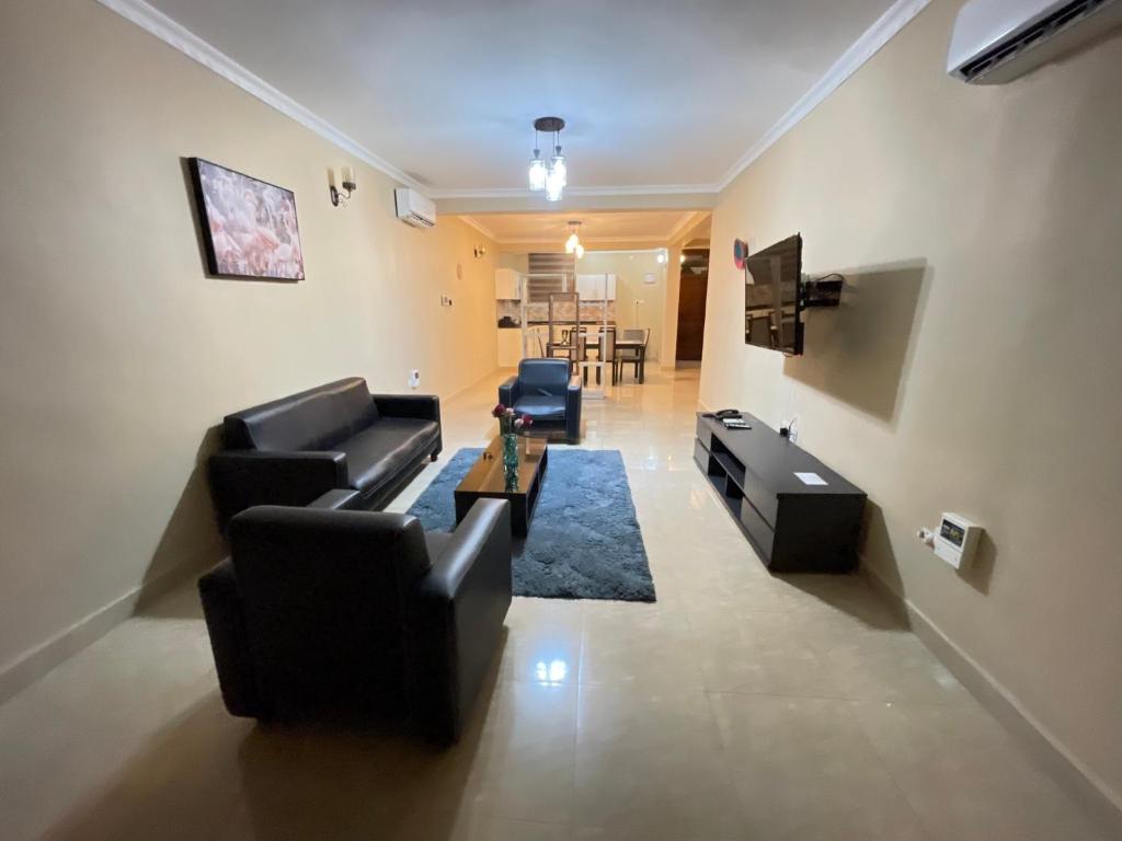 Furaha Home in Masaki With Free WiFi , Gym and Swimming Pool