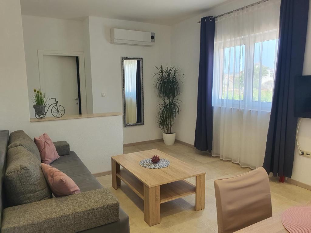 Posedenie v ubytovaní Apartment Radoš