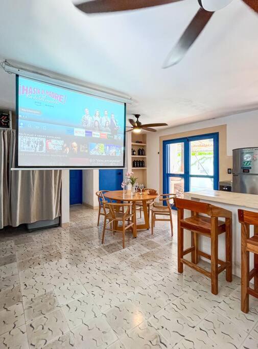 TV a/nebo společenská místnost v ubytování Casa Omero.