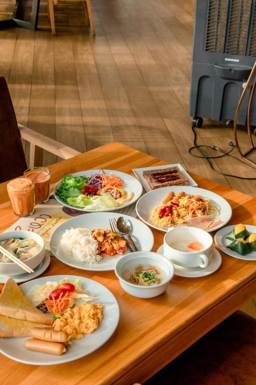 The Signature Hotel Airport - Resim 21