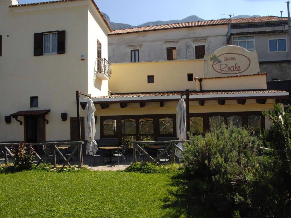 Budova, kde se bed and breakfast nachází
