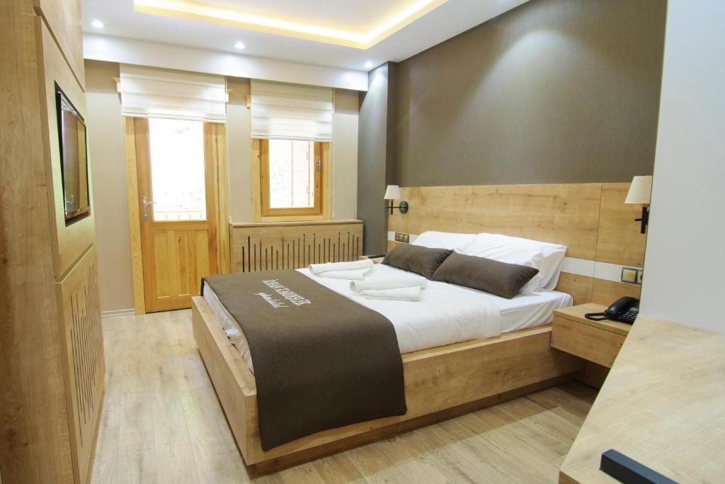 İlhan Kardeşler Apart Otel - Chambre Double Avec Vue Sur Lac