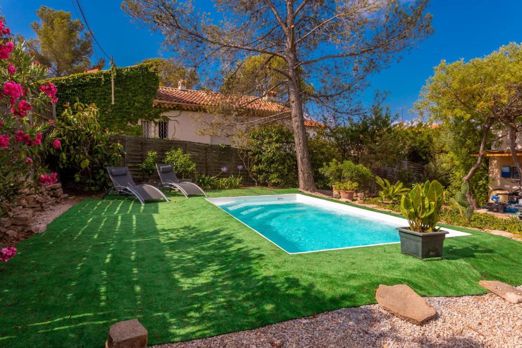 Zdjęcie z galerii obiektu Rez-villa 75m² piscine parking w miejscowości Saint-Raphaël