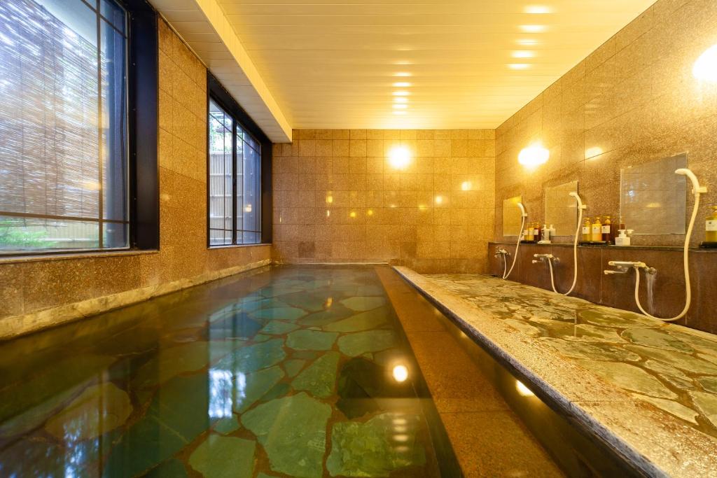Bazén v ubytování Gora Hotel Paipuno Kemuri Plus nebo v jeho okolí