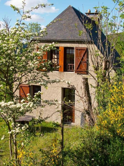 Zahrada ubytování Maison avec vue sur la montagne Les Circaètes