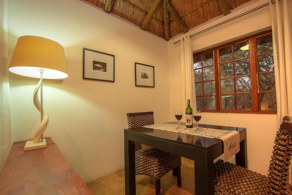 Foto dalla galleria di South Safari Lodge a Marloth Park
