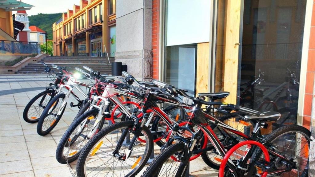 Attività di ciclismo presso il resort o nelle vicinanze