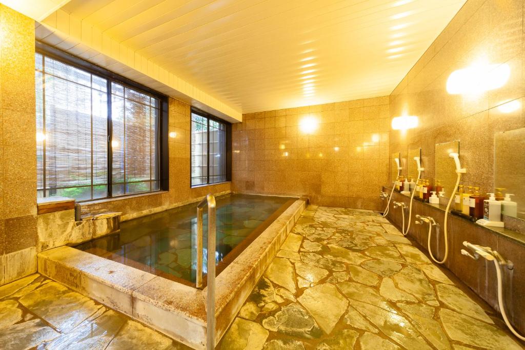 Bazén v ubytování Gora Hotel Paipuno Kemuri Plus nebo v jeho okolí