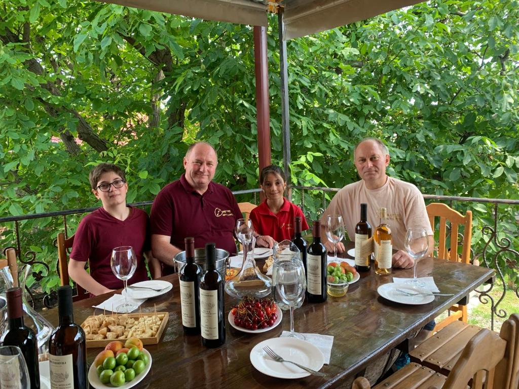 Nápoje v ubytování Brothers khutsishvili wine cellar