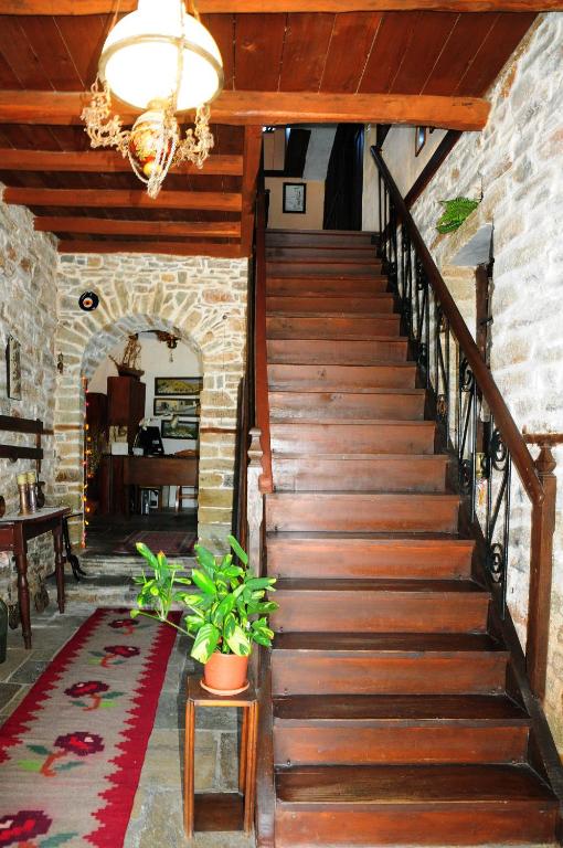 Fotografie z fotogalerie ubytování Archontiko Parisis v destinaci Lafkos