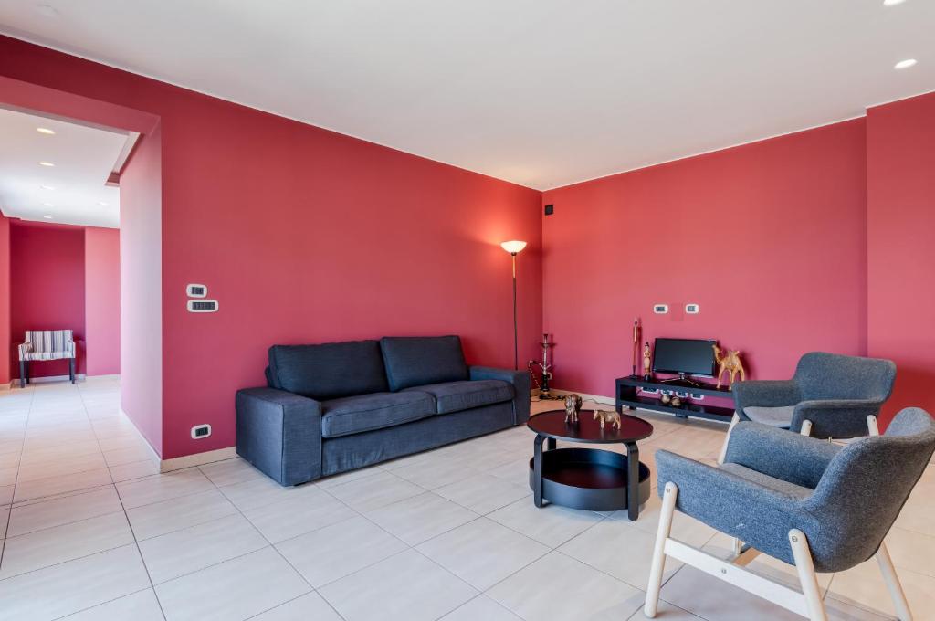 Etna View Superior Flat with Terrace and Jacuzzi, Catania