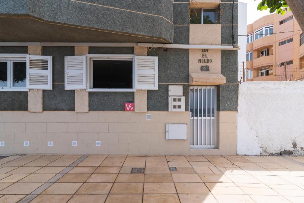 Budynek, w którym mieści się apartament