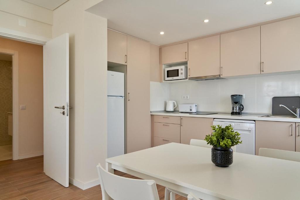 LEGACY SUITES & APARTMENTS ALBUFEIRA AL - No Groups - 7