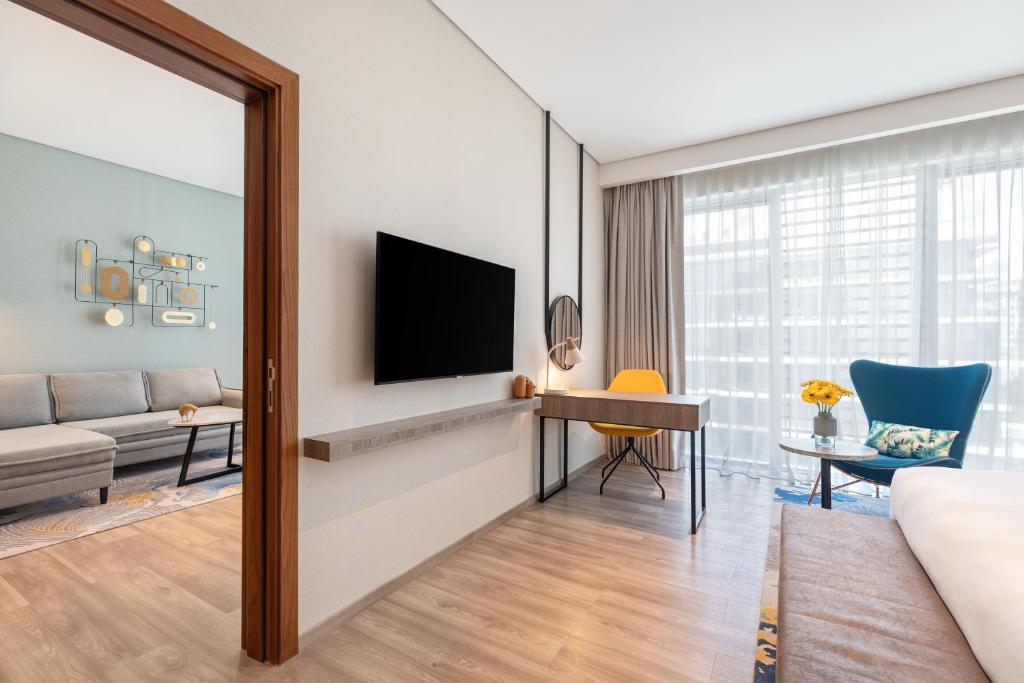 voco Dubai The Palm by IHG - Resim 18