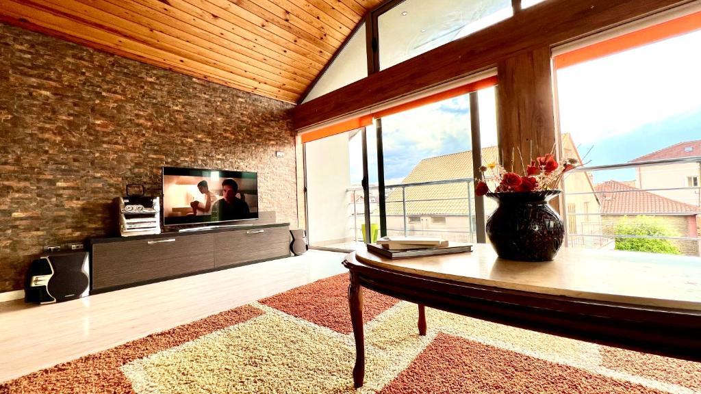 Ora Apartment - Image 6
