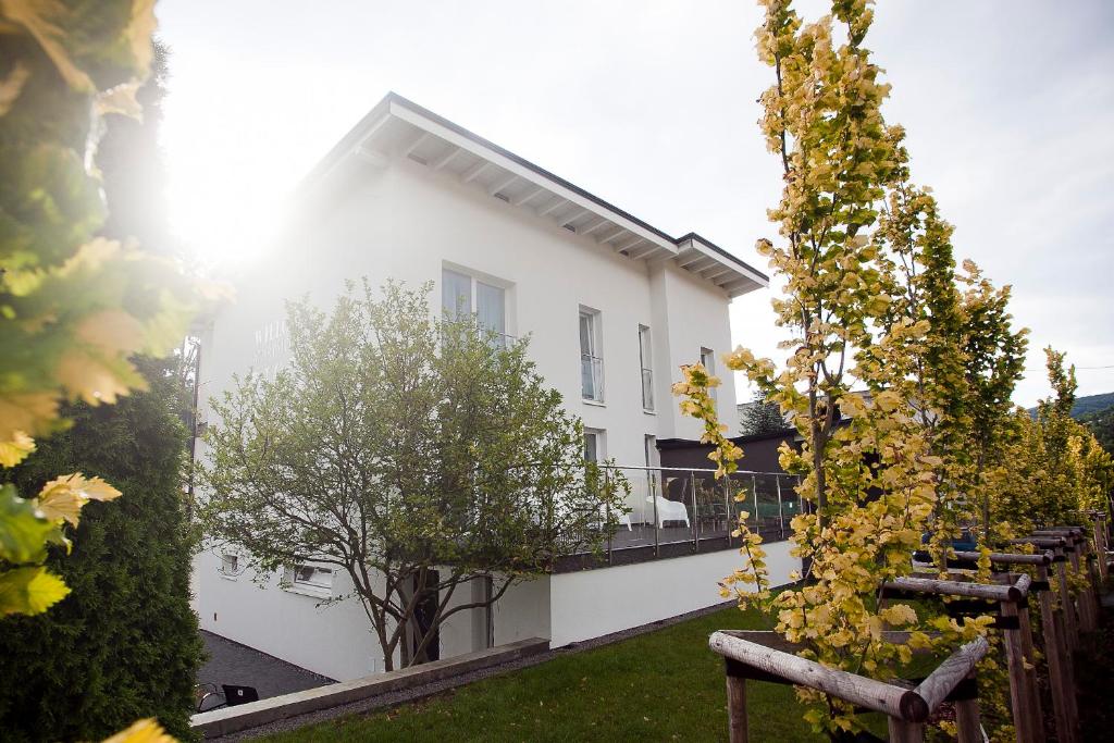 Vonkajšia záhrada v ubytovaní Willowa NO. 5 APARTAMENTS