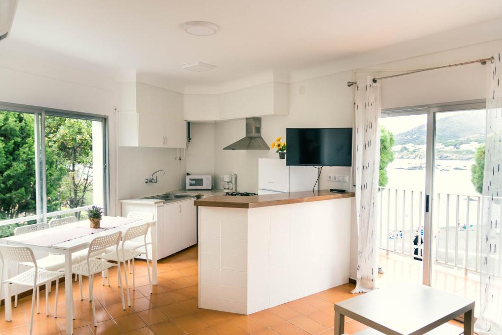 Kuchyňa alebo kuchynka v ubytovaní Apartaments Falcó